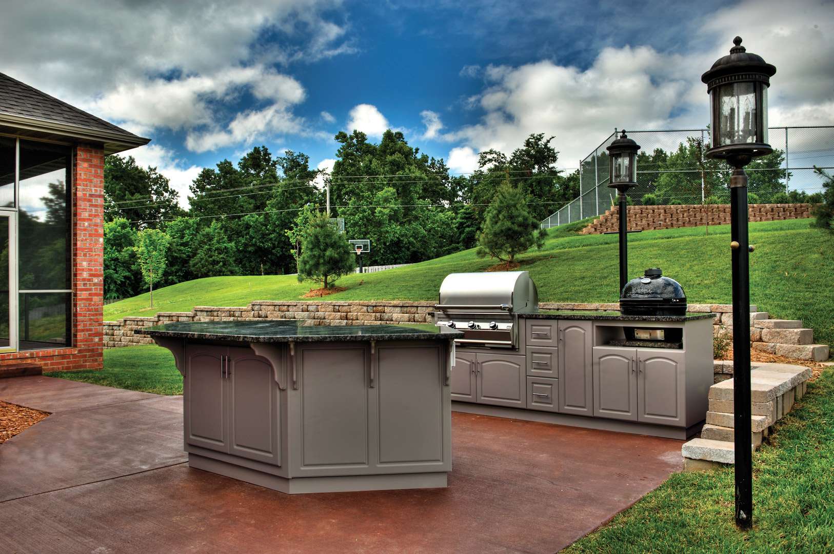 Distributor site Updates King Plastic Corporation